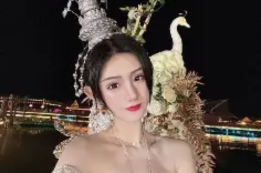 五一假期娱乐圈爆红！三个大瓜引热议——艳星削发为尼、断绝父子关系、知名女星被控出轨