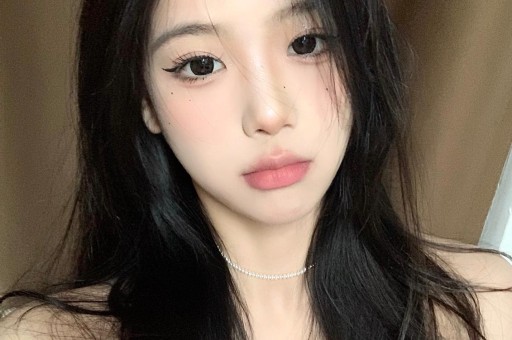 白鹿黑历史被大起底对前辈无礼学历造假发布辱华辱女争议视频