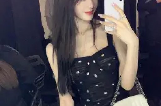 一天3个瓜！女星被大佬操控、顶流恋情曝光杨颖被牵连 个个大瓜