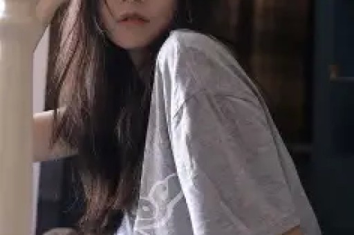 黄一鸣直播带娃被扒欠款55万、限高！王思聪不回应真不是没理由