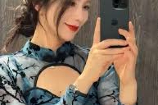 赵露思七月行程图出炉全是商务拍摄毫无进组或录制综艺的行程