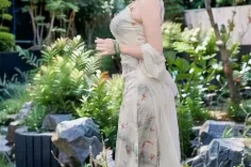 爆红明星被曝隐婚生子！